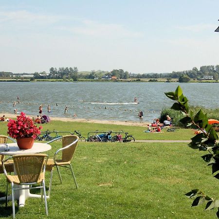 Lovely Holiday Home In Noordwijkerhout Near Lake Esterno foto
