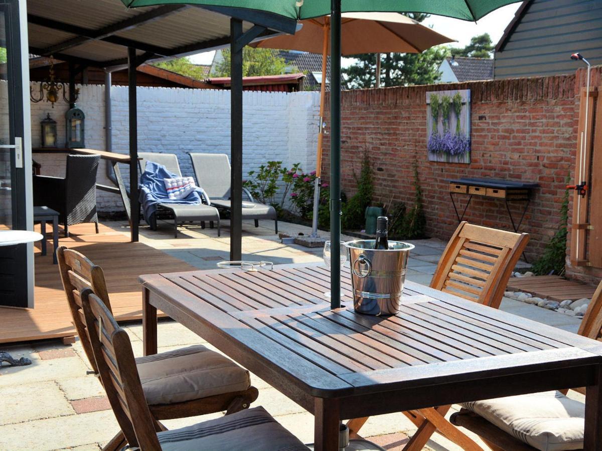 Lovely Holiday Home In Noordwijkerhout Near Lake Esterno foto